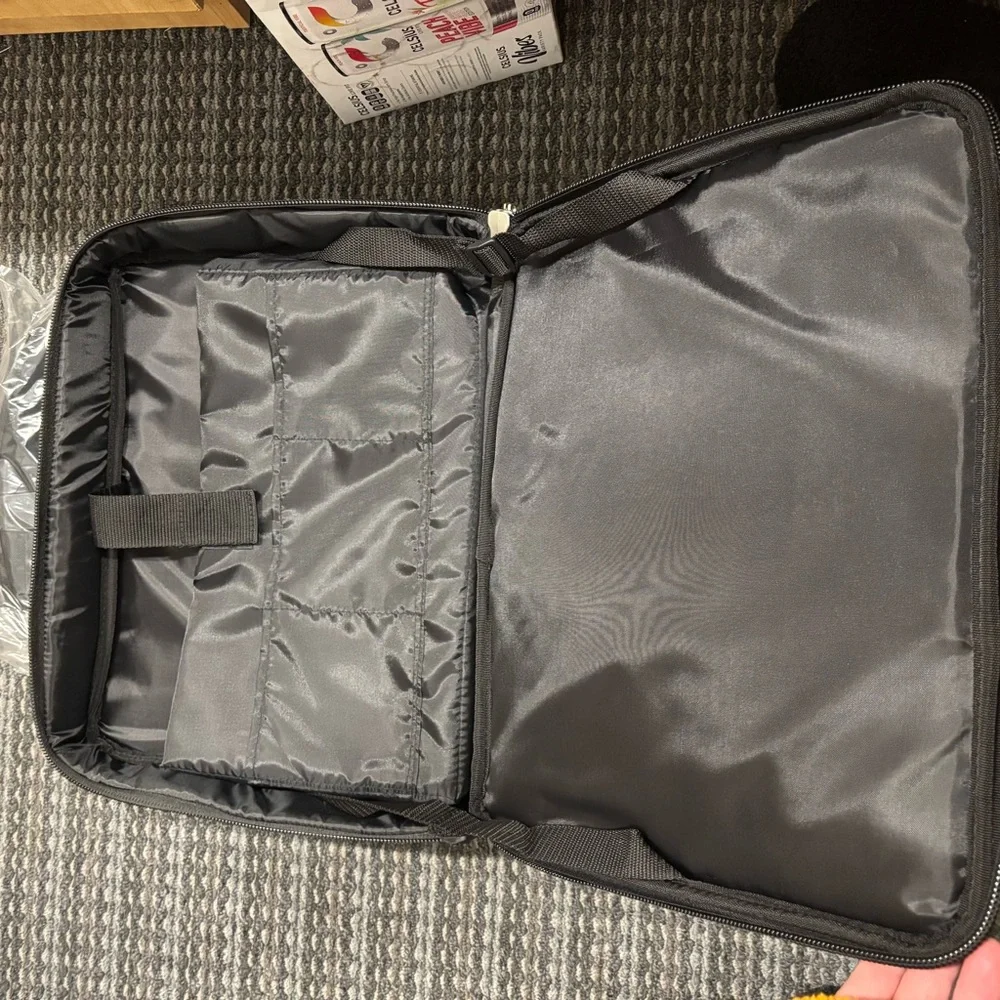 Innovera Laptop Business Case Black, 16